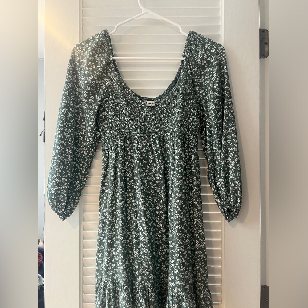 green floral hollister dress